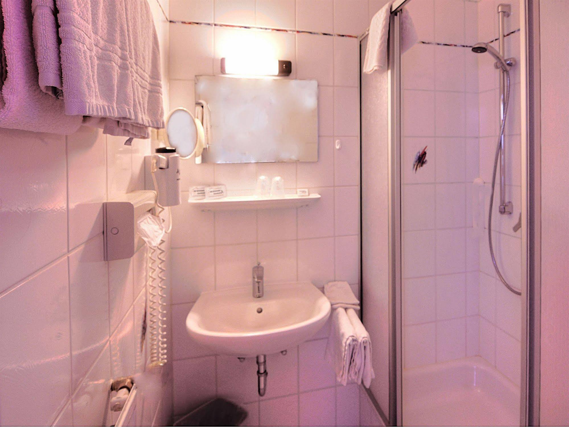 Hotel Hesborner Kuckuck Hallenberg Luaran gambar
